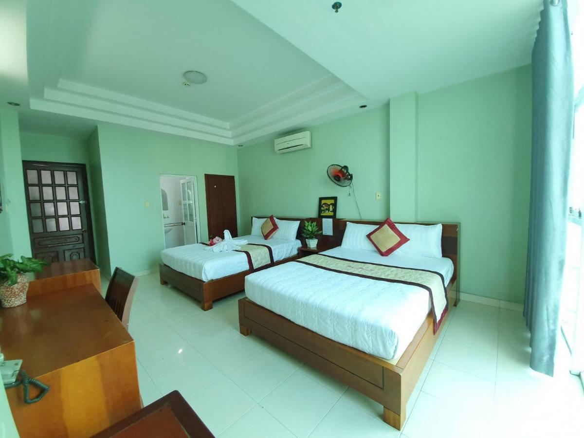 Khách sạn Trường Sơn Thành Pho Ho Chí Minh Esterno foto